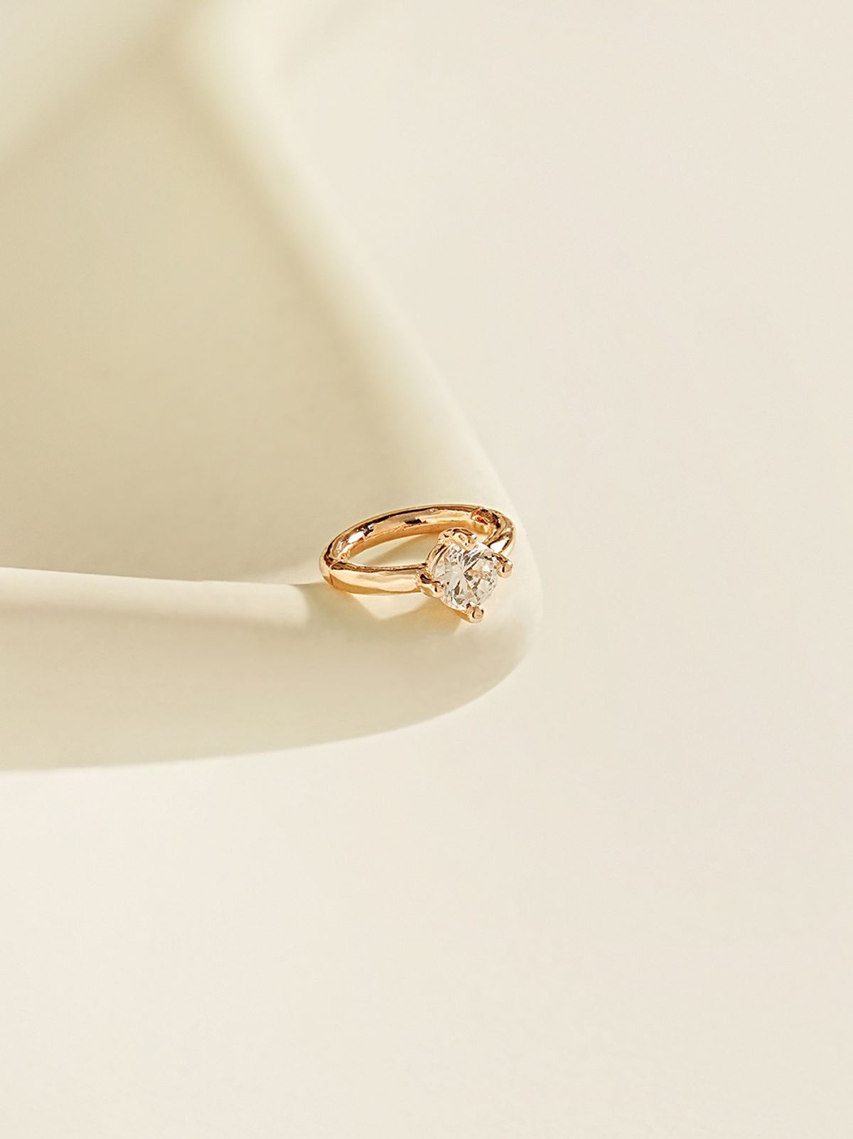미니멀피어싱(MINIMALPIERCING) 14K 포인트 큐빅 세그먼트 링 피어싱 귀걸이