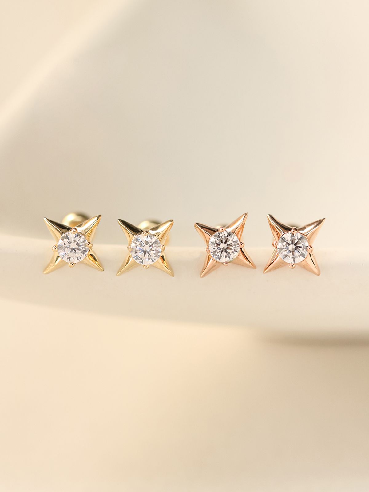 미니멀피어싱(MINIMALPIERCING) 14K 스터드 큐빅 피어싱 귀걸이