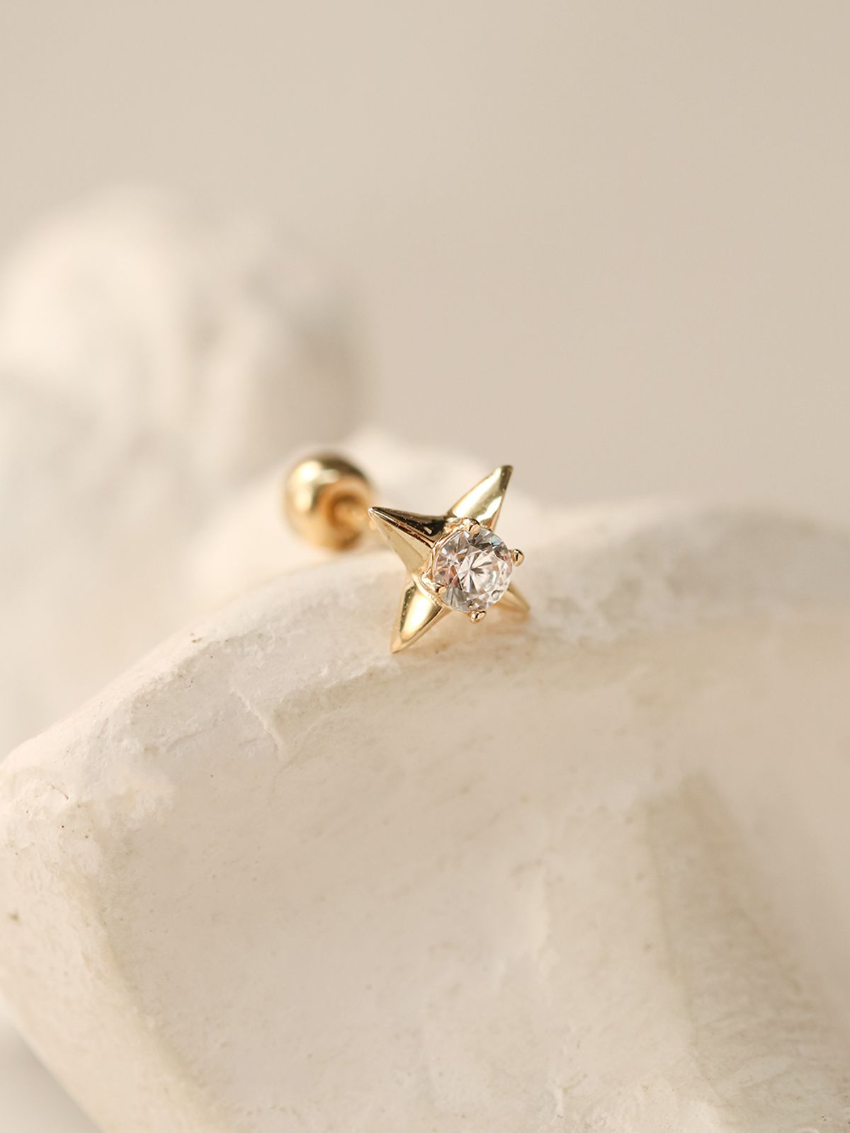 미니멀피어싱(MINIMALPIERCING) 14K 스터드 큐빅 피어싱 귀걸이