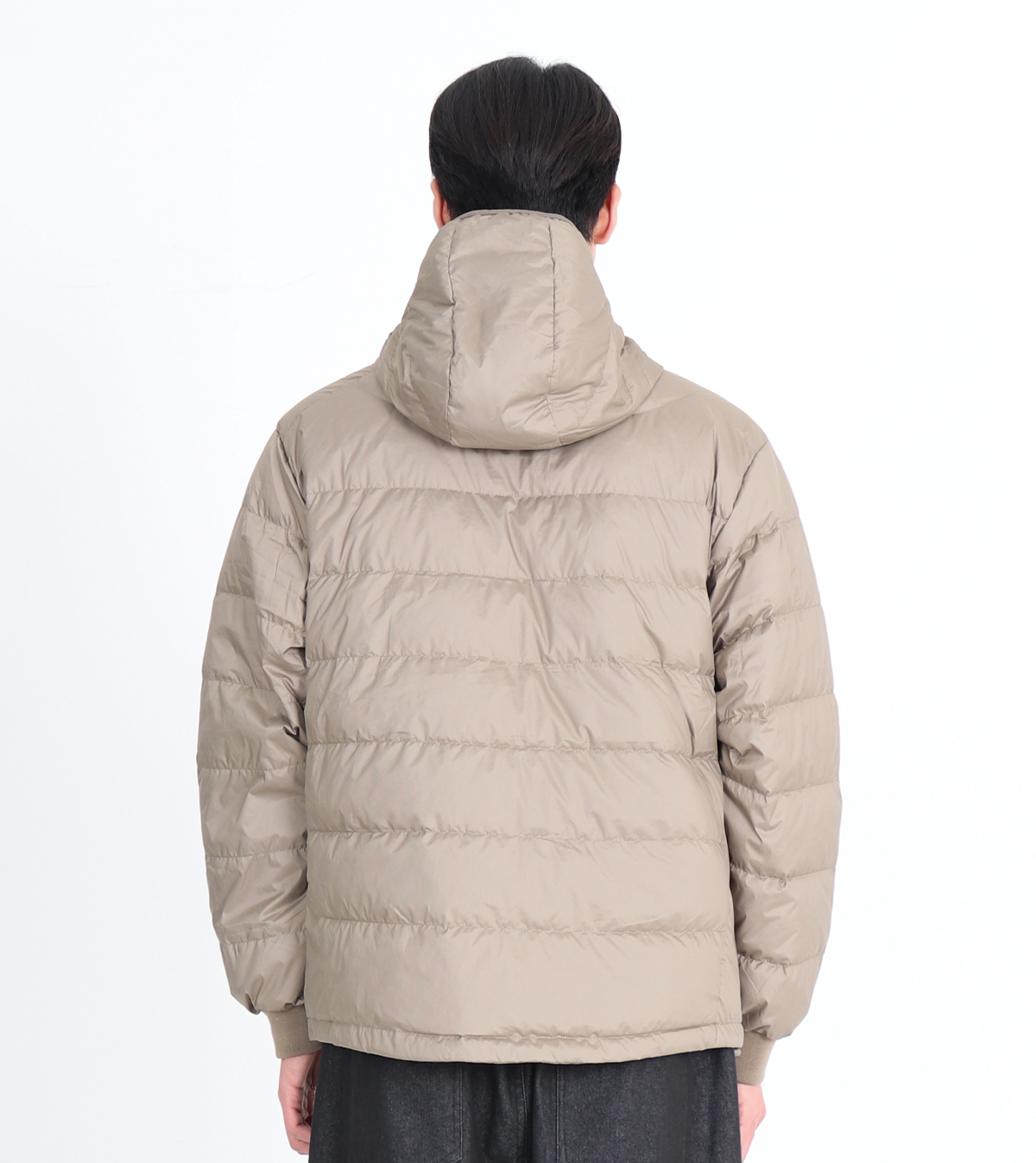 버튼서울(BUTTON SEOUL) [덕 다운 90/10] 3M원단 핸드워머 경량 후디드 패딩 자켓 (Khaki Grey)