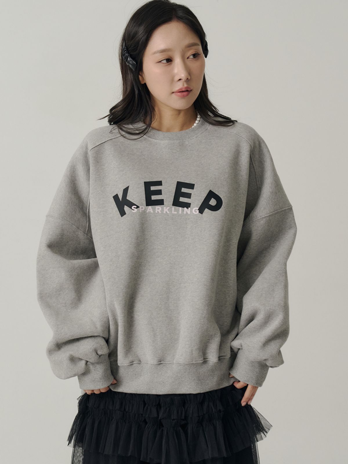 쏘리, 투 머치 러브(SORRY, TOO MUCH LOVE) Keep Sparkling Sweatshirt_Gray