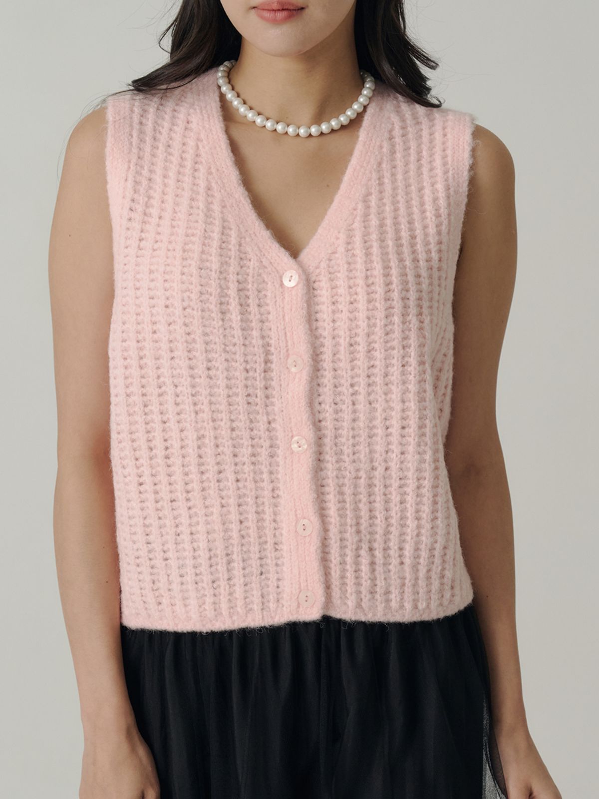 쏘리, 투 머치 러브(SORRY, TOO MUCH LOVE) Alpaca Wool V-neck Knit Vest_Pink