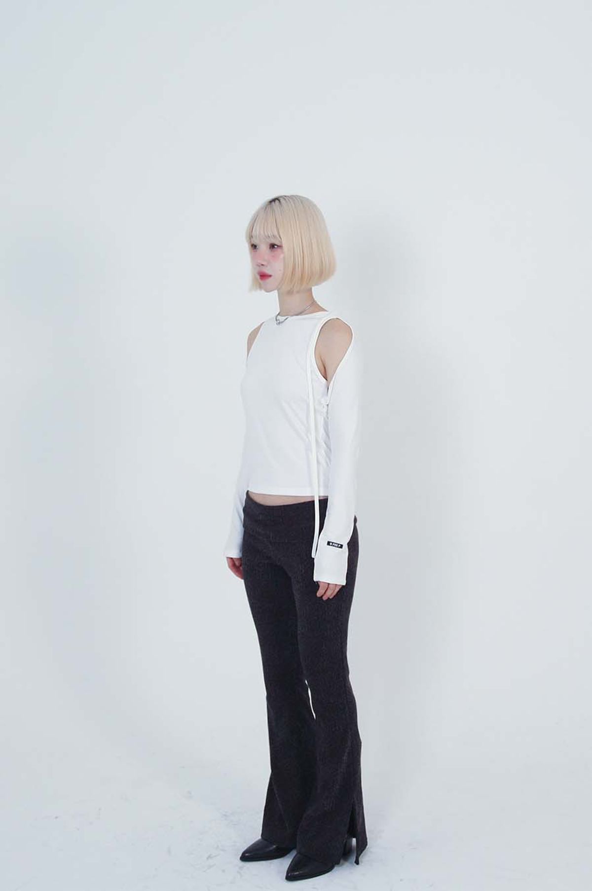 비피피(BFEEP) Leopard low-rise slit pants_navy