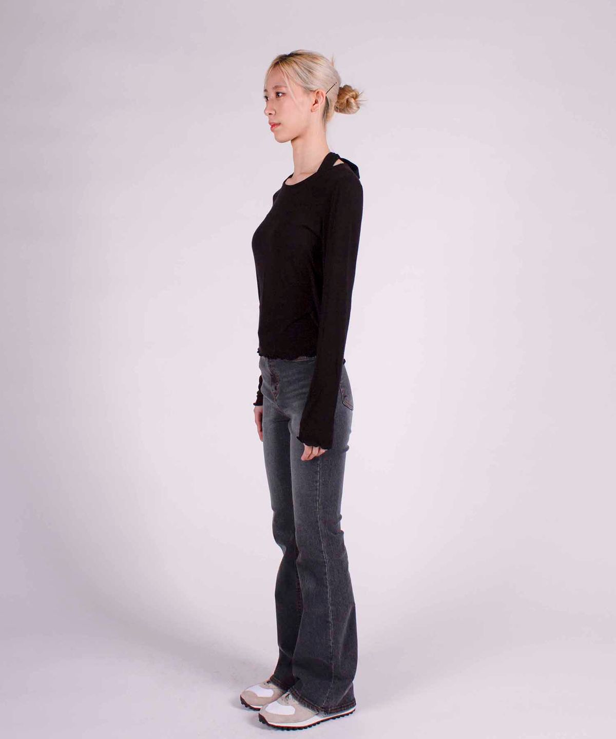 유히리(YUHEELEE) Wave edge round neck basic tencel top / Black