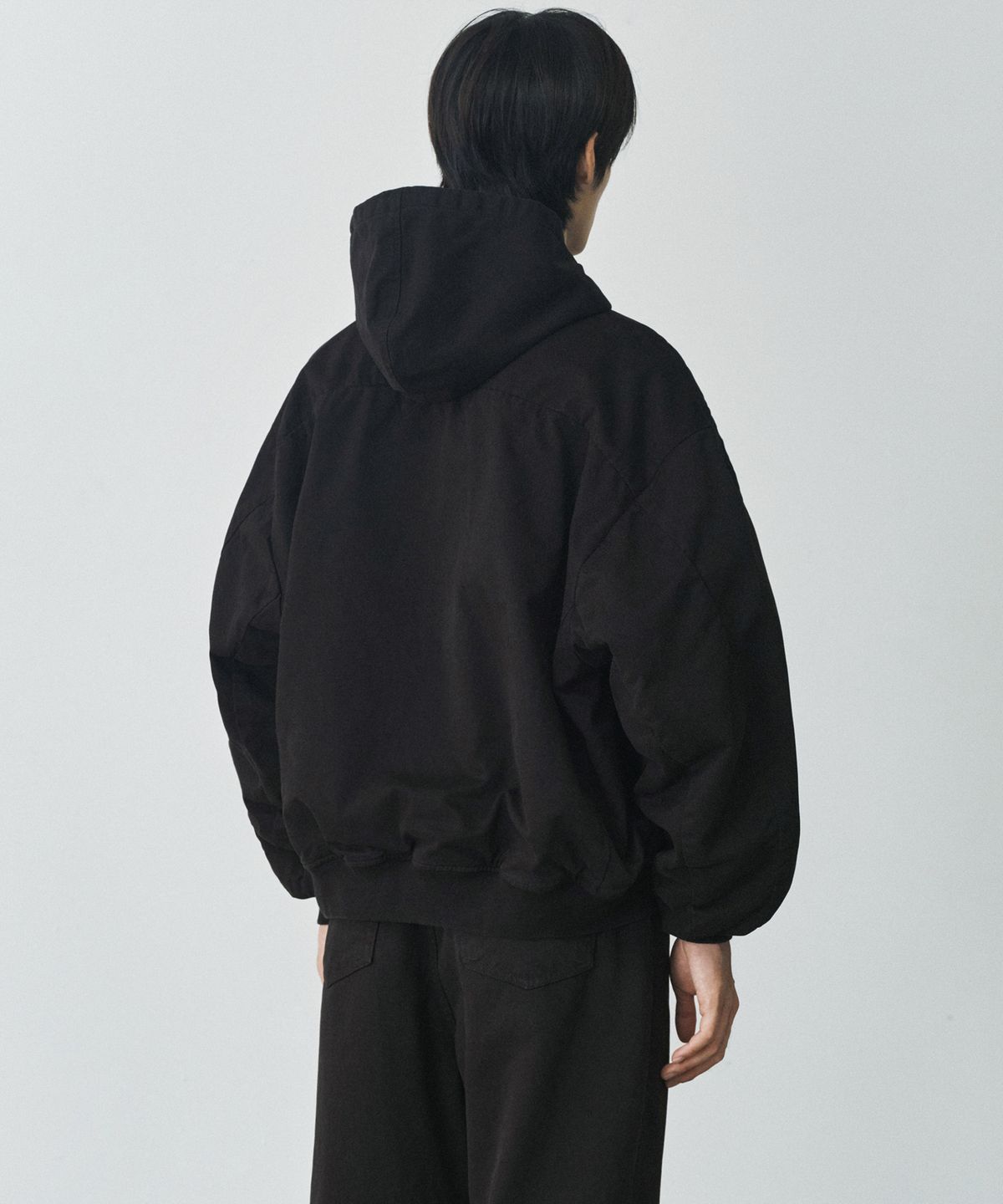 브랜디드(BRANDED) SHIRRING HOOD BOMBER JACKET [VINTAGE BLACK]