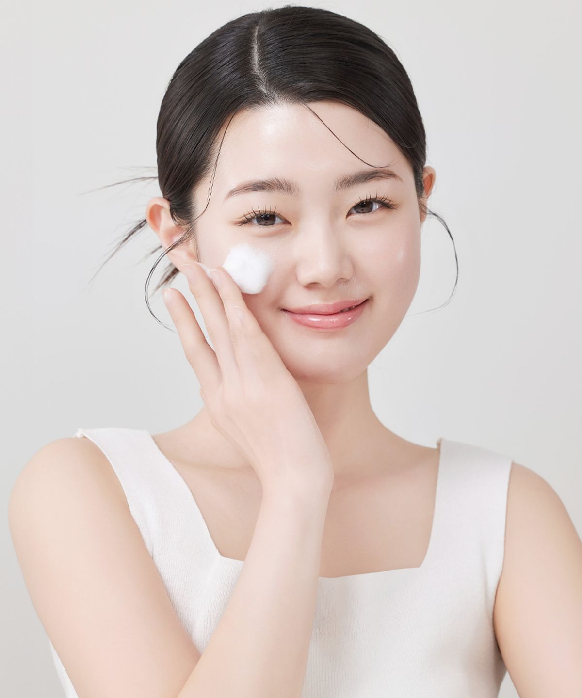 니얼지(NEERG) [유수분조절/피지제거] 아크닉 피부 완화 기능성  클렌징 폼  150ml