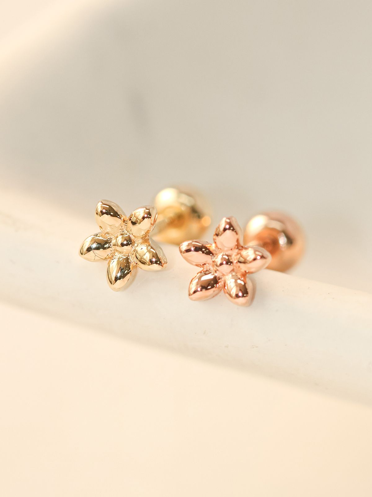 미니멀피어싱(MINIMALPIERCING) 14K 미니미 들꽃 피어싱 귀걸이