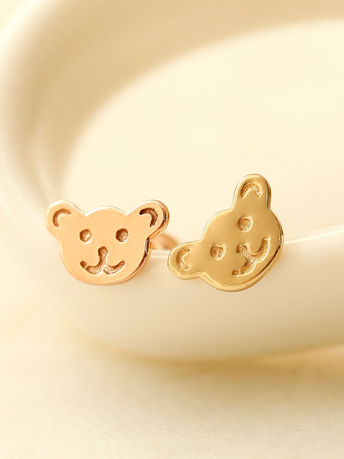 미니멀피어싱(MINIMALPIERCING) 14K 곰돌이 쿠키 피어싱 귀걸이