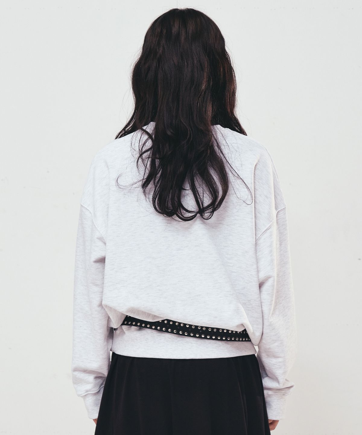 닉앤니콜(NICK&NICOLE) NICOLE ROSE PRINTING SWEATSHIRT_MELANGE BLACK