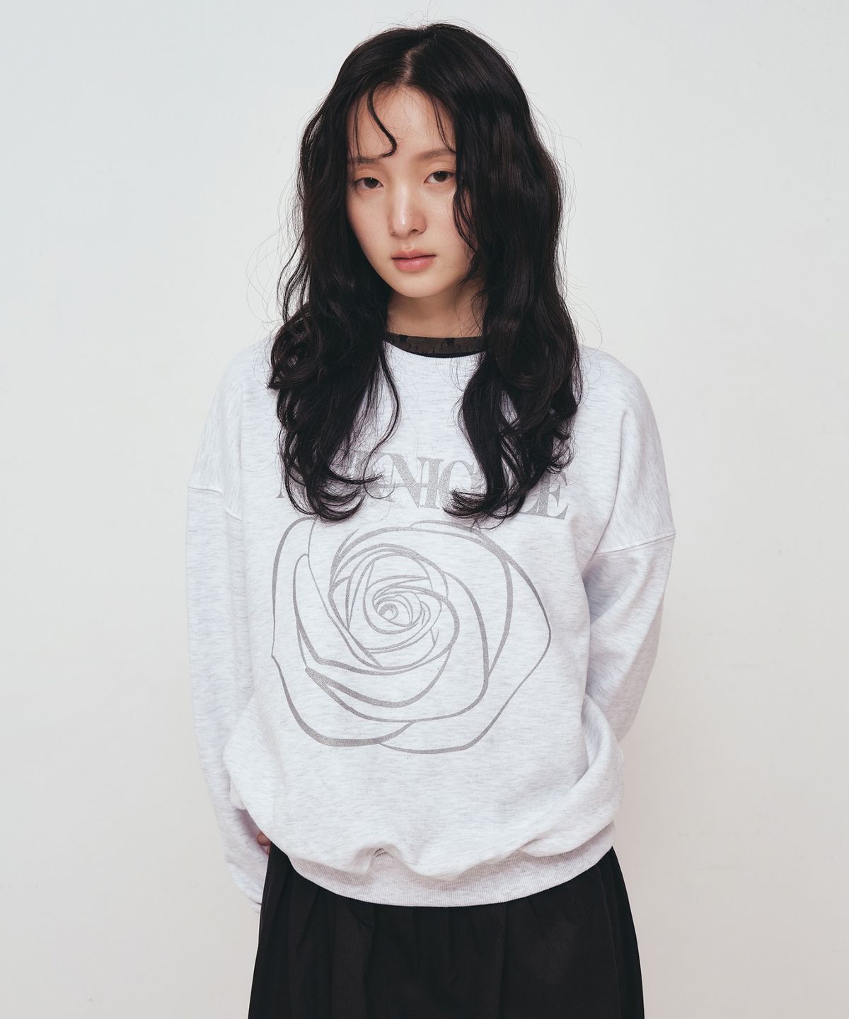 닉앤니콜(NICK&NICOLE) NICOLE ROSE PRINTING SWEATSHIRT_MELANGE SILVER