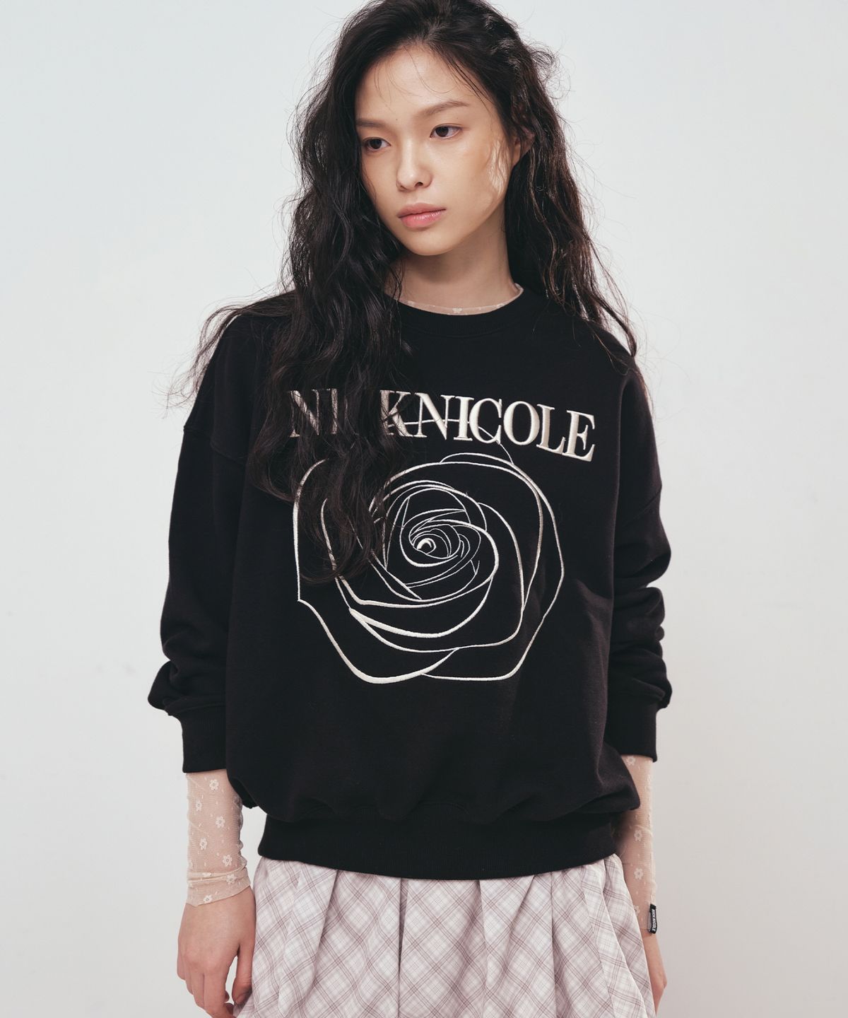 닉앤니콜(NICK&NICOLE) VOLUME NICOLE ROSE SWEATSHIRT_13 COLOR