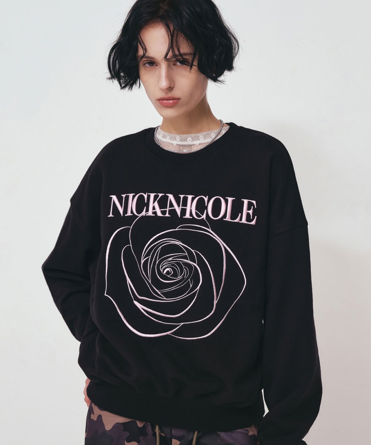 닉앤니콜(NICK&NICOLE) VOLUME NICOLE ROSE SWEATSHIRT_13 COLOR