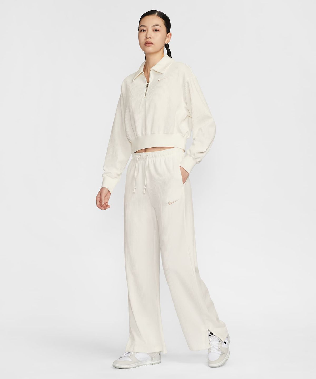 나이키(NIKE) 스포츠웨어 벨루어 하이웨이스트 와이드 레그 팬츠 W - 세일:파슬 스톤 / HV5036-133