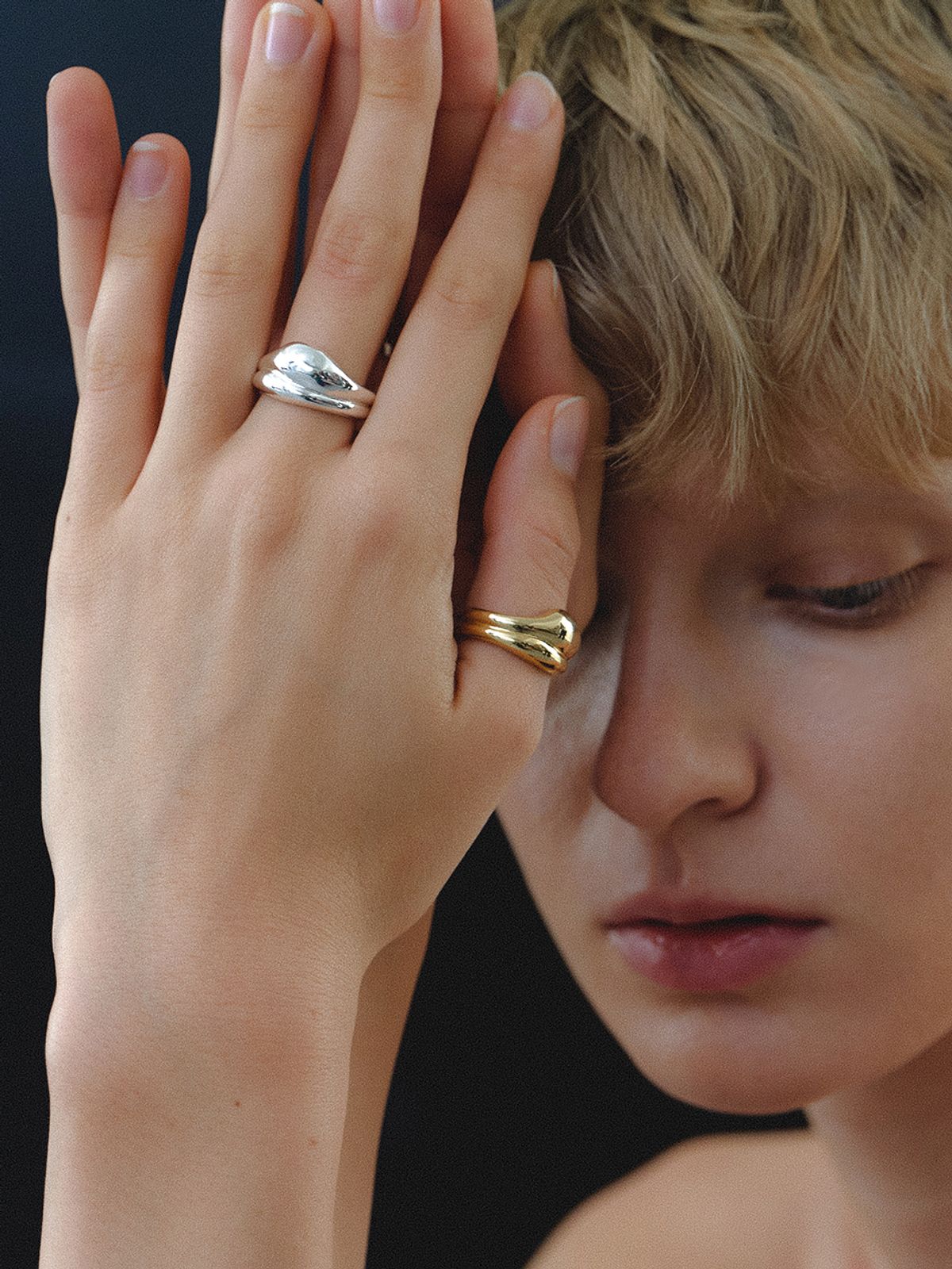 리엔느와르(leeENoir) Double Wave Ring (2color)