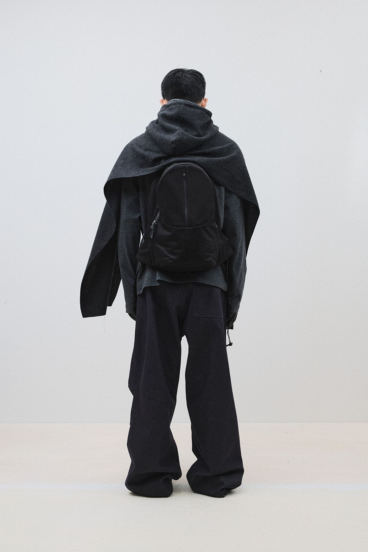 해칭룸(HATCHINGROOM) Hoodie Muffler Hairy Herringbone Charcoal