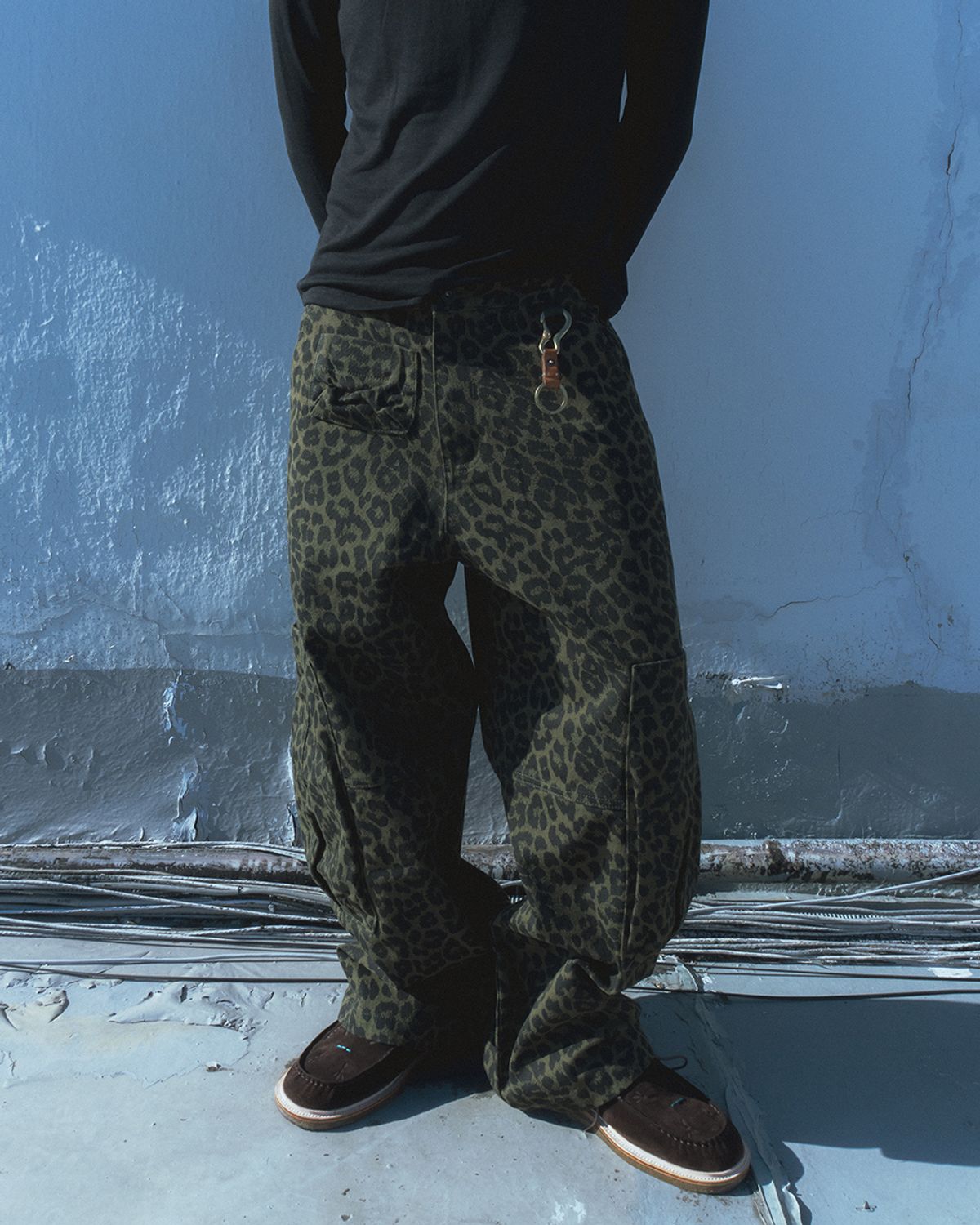 카락터(KARACTOR) Lumping cargo pants / Leopard khaki