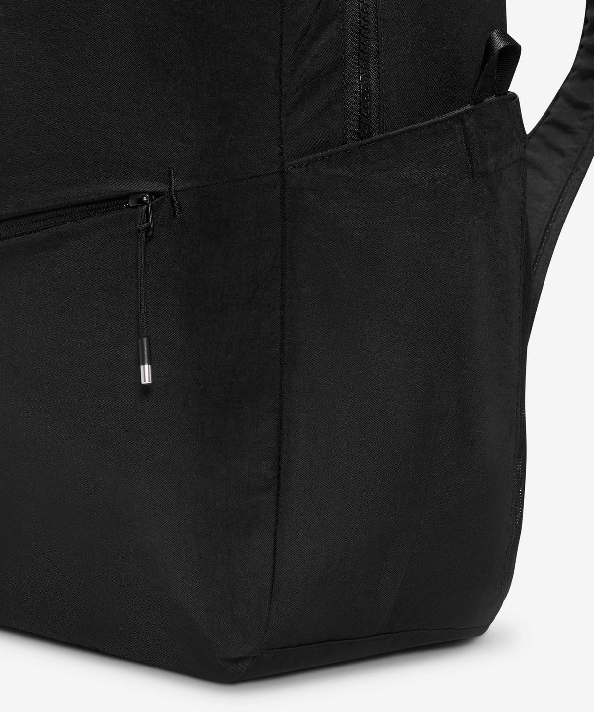 나이키(NIKE) 아우라 백팩(24L) - 블랙:블랙:매트 실버 / HF7007-010