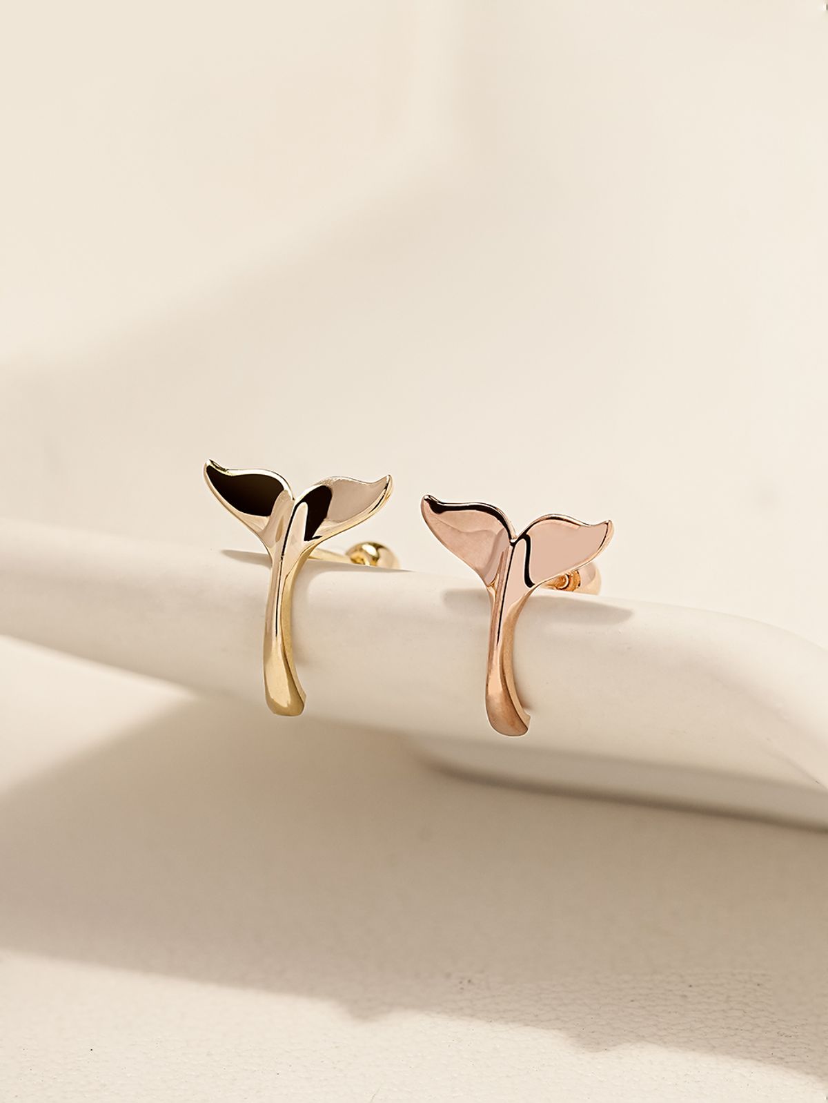 미니멀피어싱(MINIMALPIERCING) 14K 고래꼬리 피어싱 귀걸이