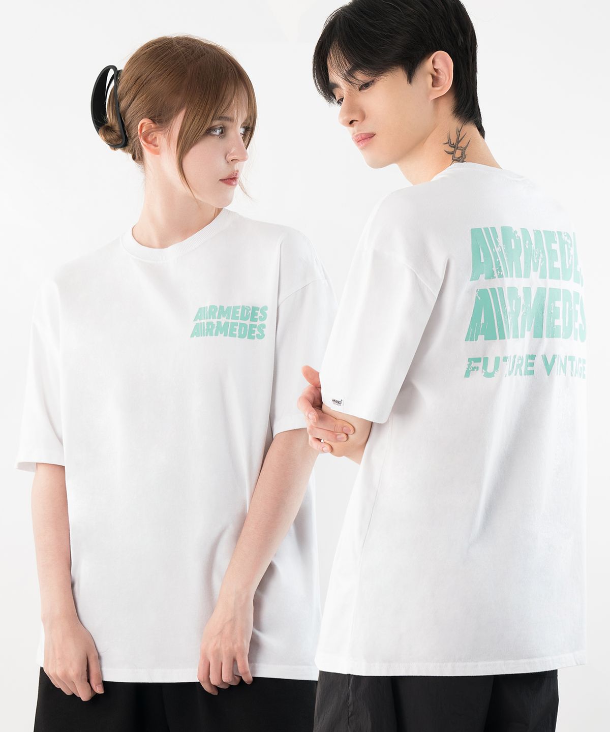 아르메데스(ARMEDES) [2PACK] 면 16수 오버핏 아트그래픽 반팔티셔츠 (1021)
