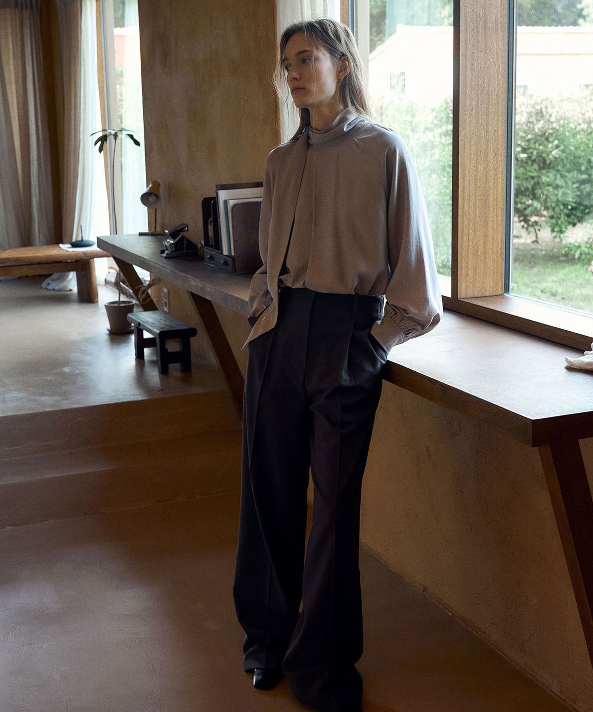 라메레이(LAMEREI) Belted One-tuck Pants[LMBDAUPT501]-Dark Brown