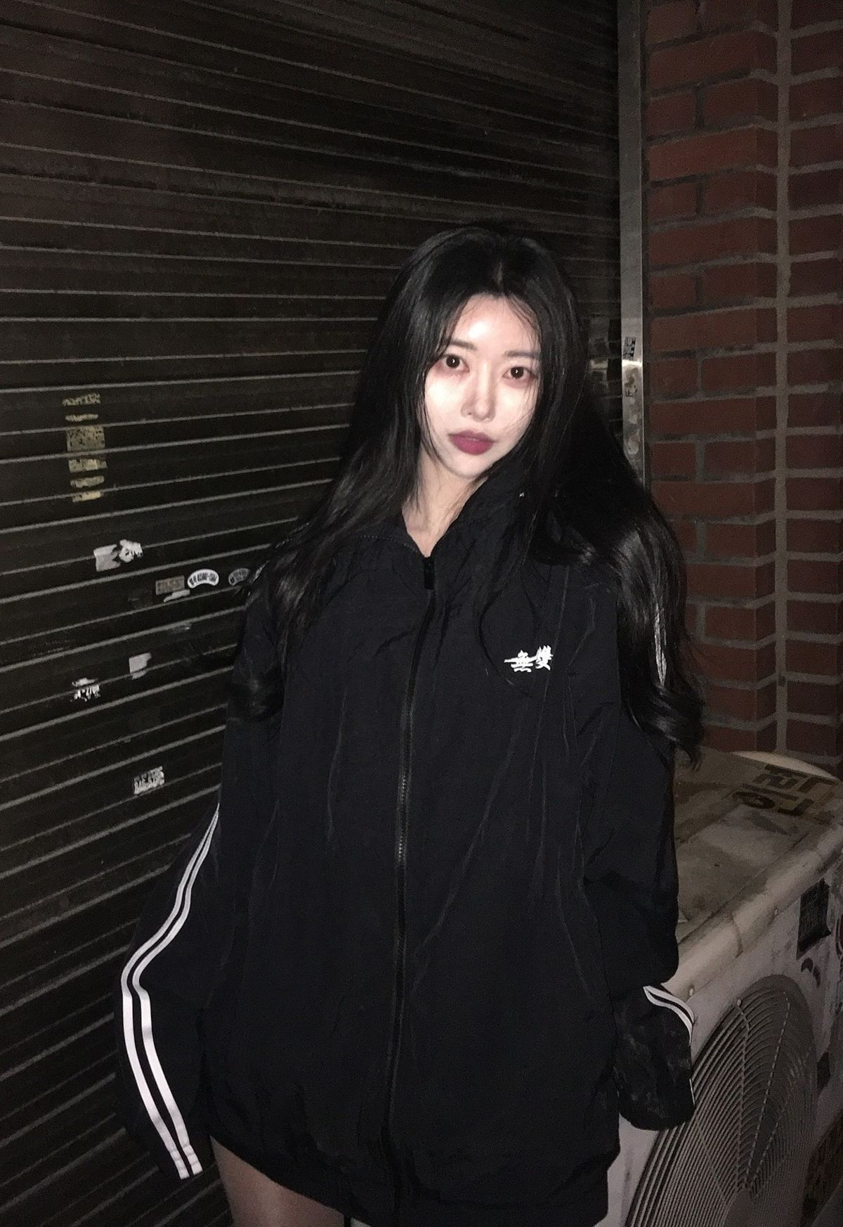 무쌍(MUSSANG) 넘버. 5  로고 오버핏 투 웨이 자켓