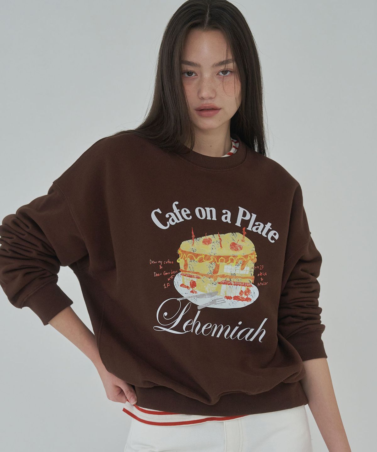 르헤미아(LEHEMIAH) Cake building sweatshirt [Brown]