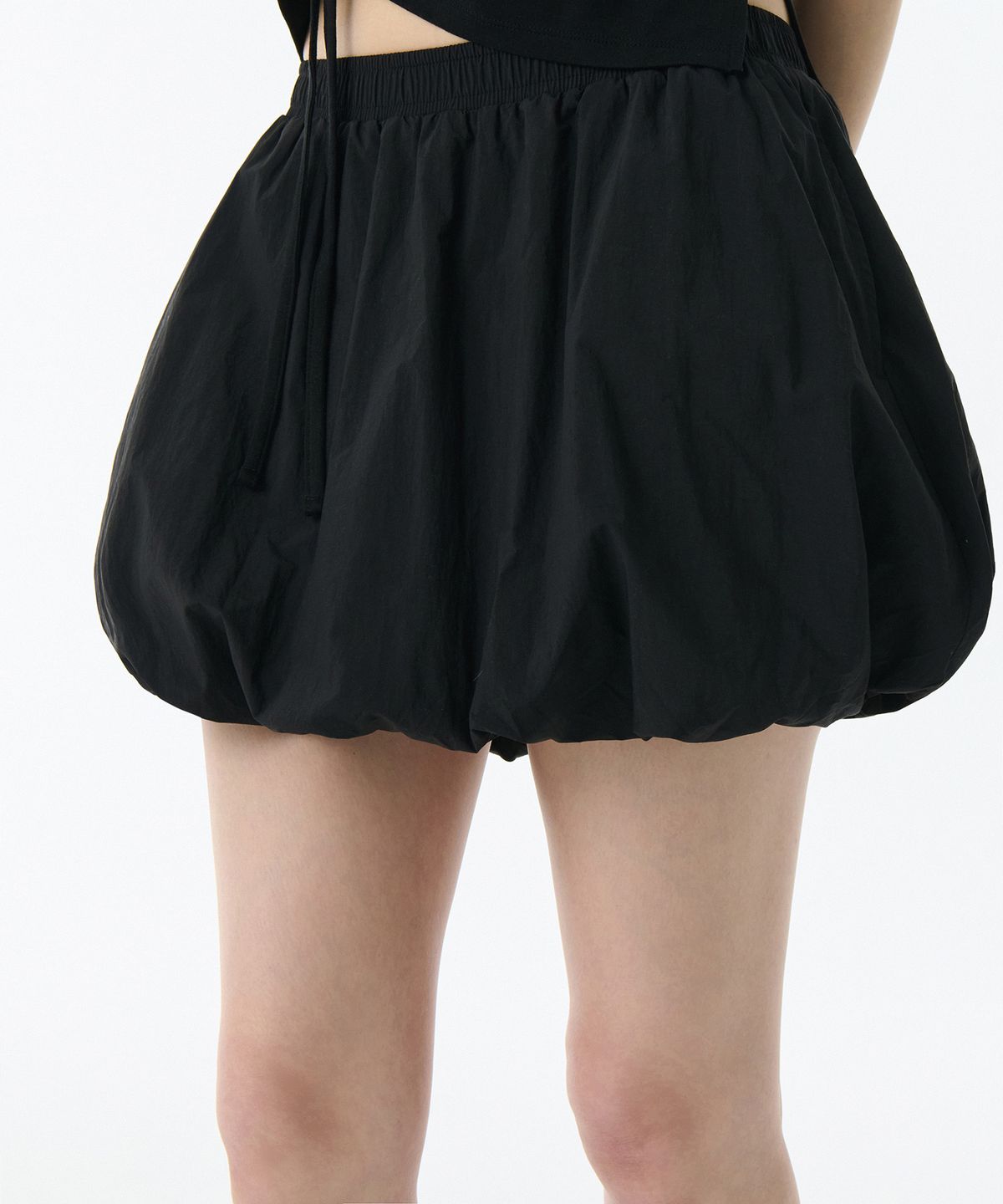 무신사 스탠다드 우먼(MUSINSA STANDARD WOMAN) 우먼즈 벌룬 밴딩 미니 스커트 [블랙]