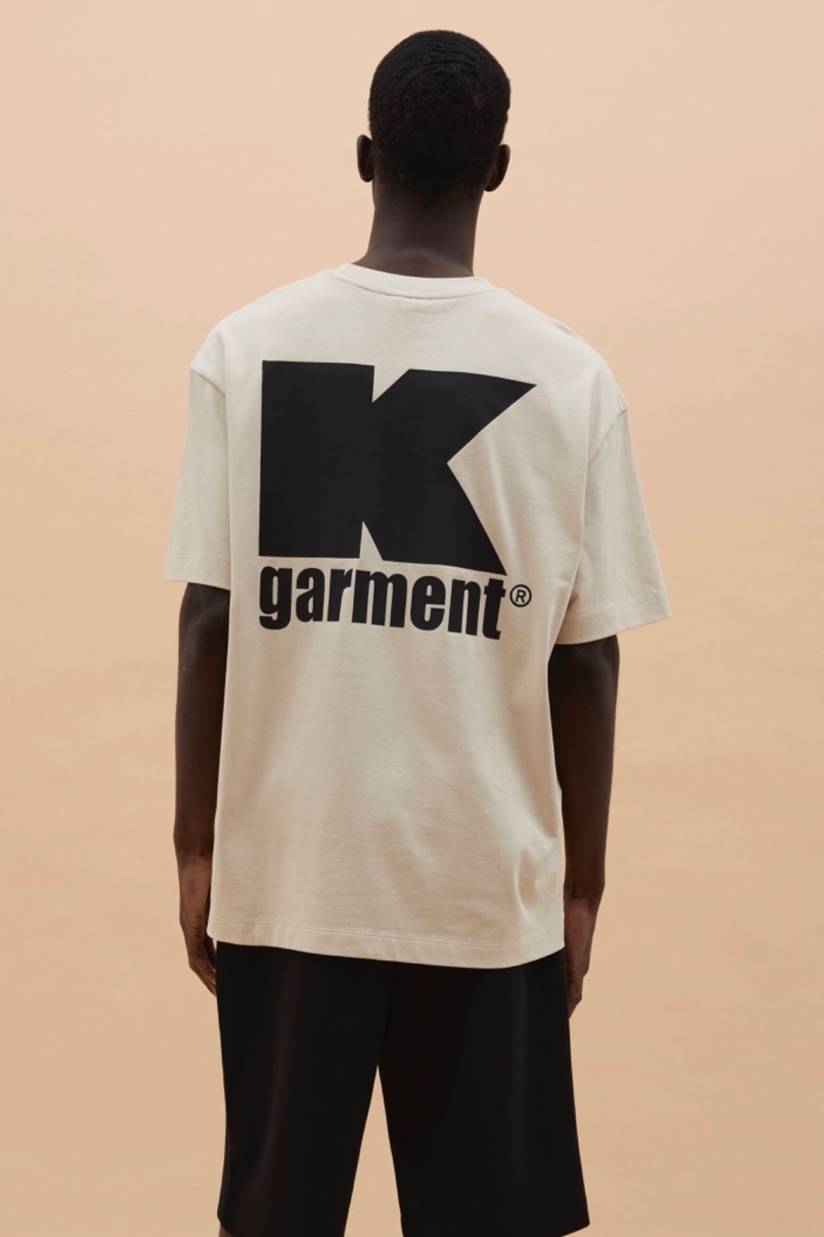 카먼트(K-GARMENT) U 빅K 프린트티 IVORY