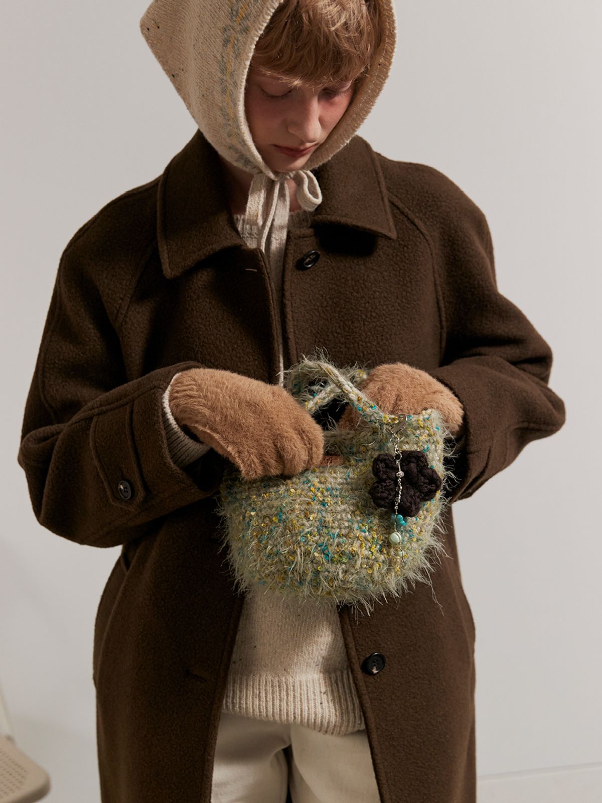 오앨(OUEL) HANDMADE BOUCLE KNIT MINI BAG_GREEN