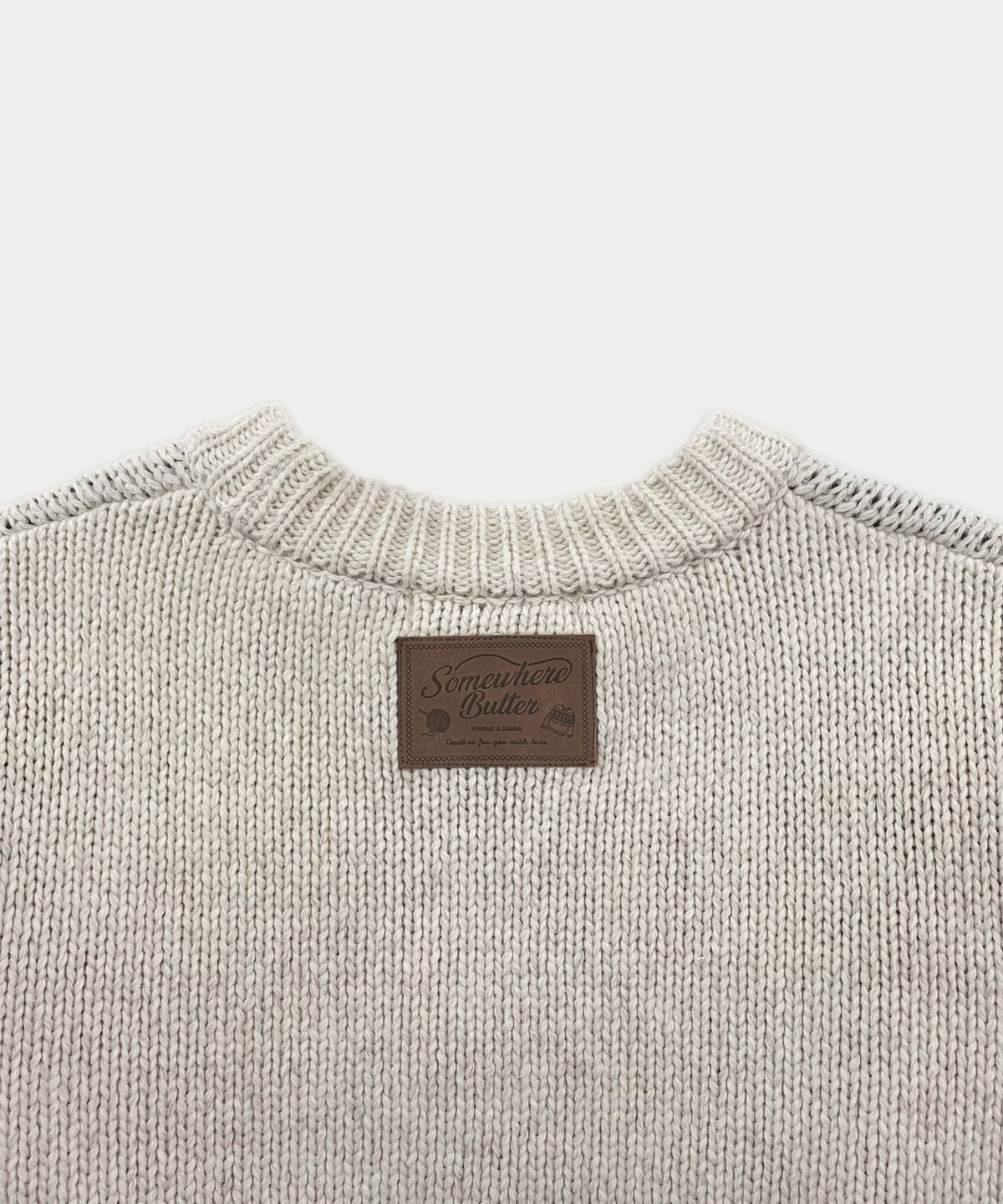 썸웨어버터(SOMEWHEREBUTTER) Some Village Wool Sweater - Oatmeal