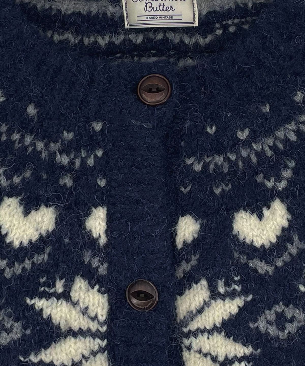 썸웨어버터(SOMEWHEREBUTTER) Heart Alpaca Nordic Cardigan - Navy