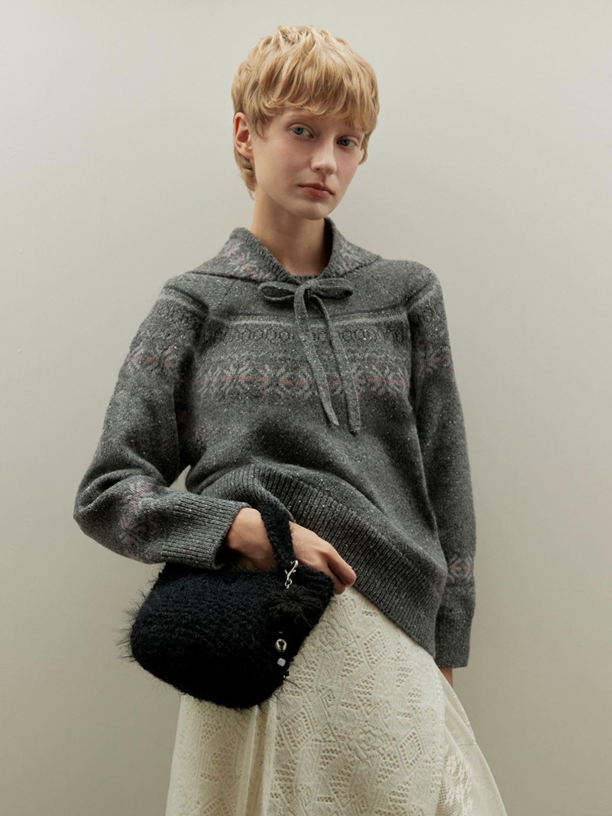 오앨(OUEL) WOOL SILK BLENDED NORDIC KNIT+HEAD SCARF SET_DARK GREY