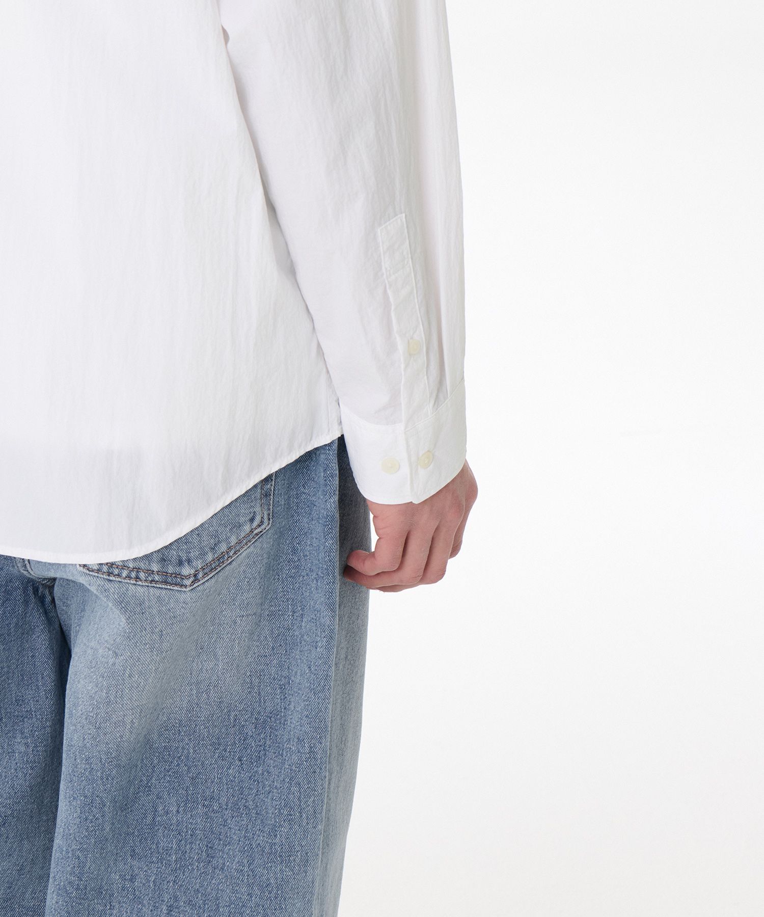 MUSINSA | MUSINSA STANDARD Relaxed lightweight nylon shirt