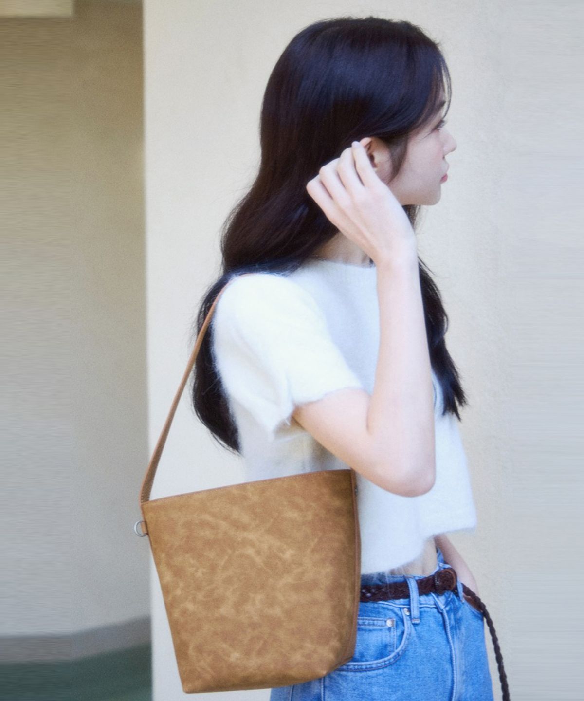 아오하(AHOHA) 리즈 숄더백 카멜