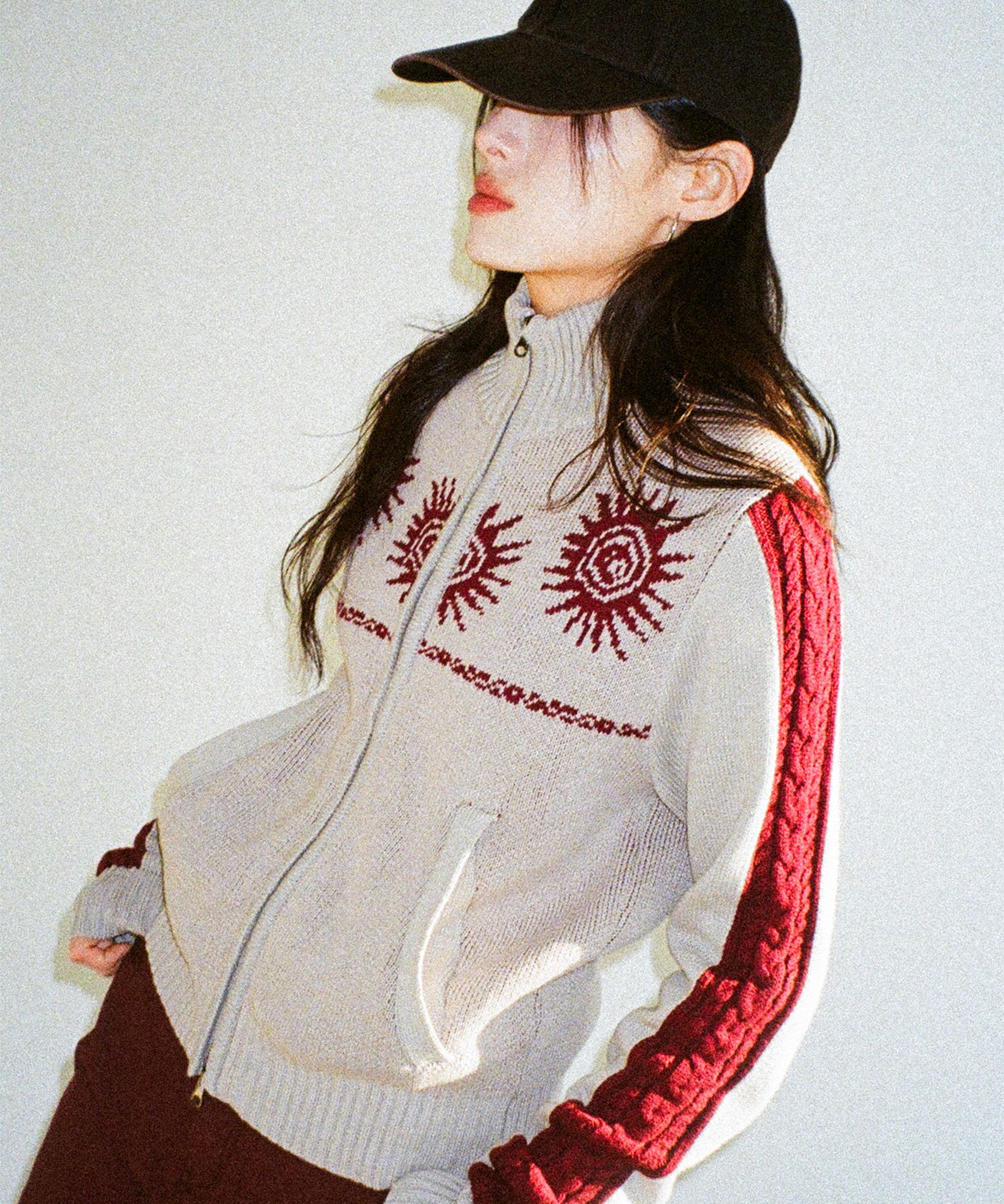 ◆AAKAM Sun Jacquard Zip-Up Sweater/2色◆ MUSINSA公式 | AAKAM Sun Jacquard Zip-Up Sweater (Brown)