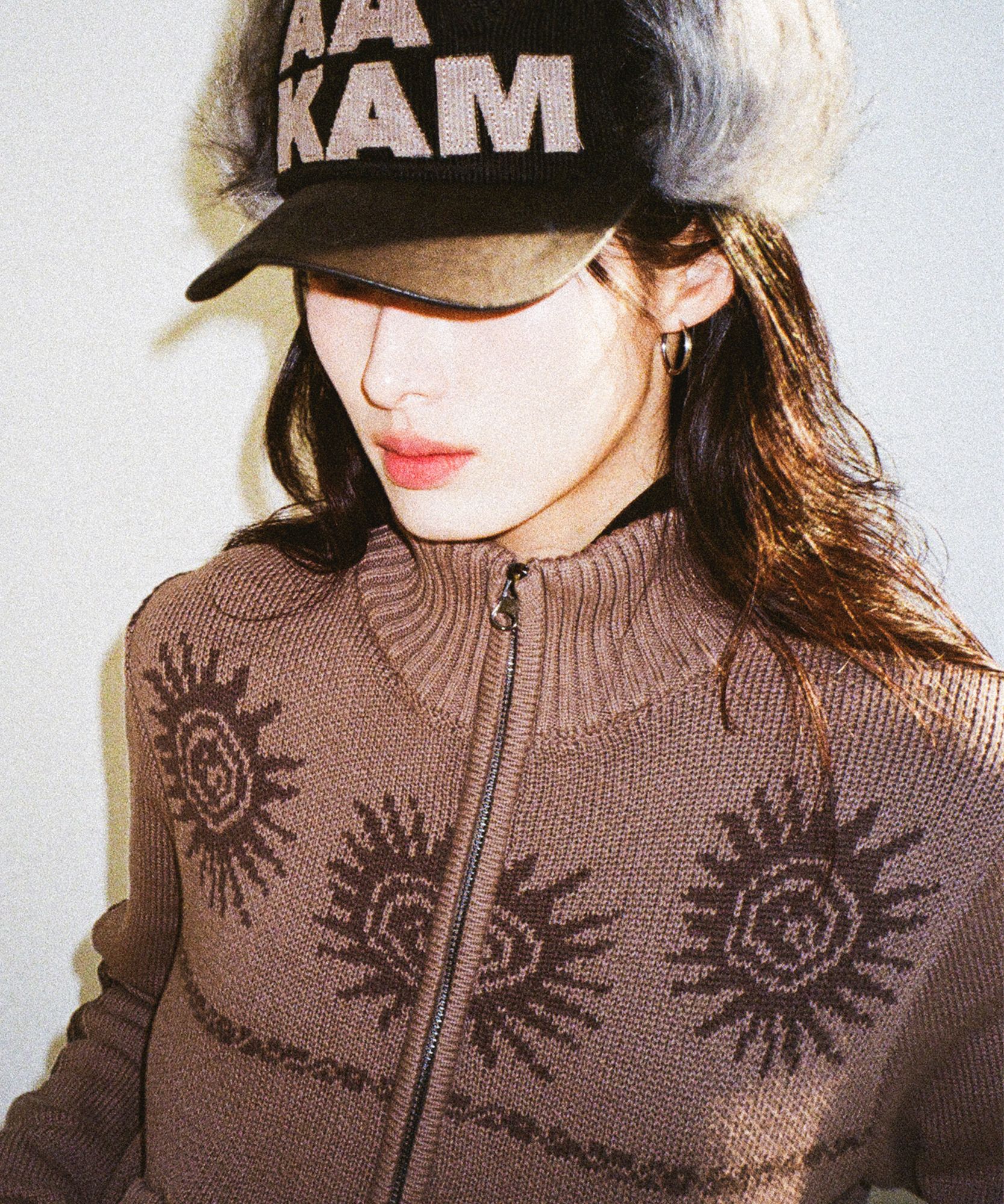◆AAKAM Sun Jacquard Zip-Up Sweater/2色◆ MUSINSA | AAKAM Sun Jacquard Zip-Up Sweater (Brown)
