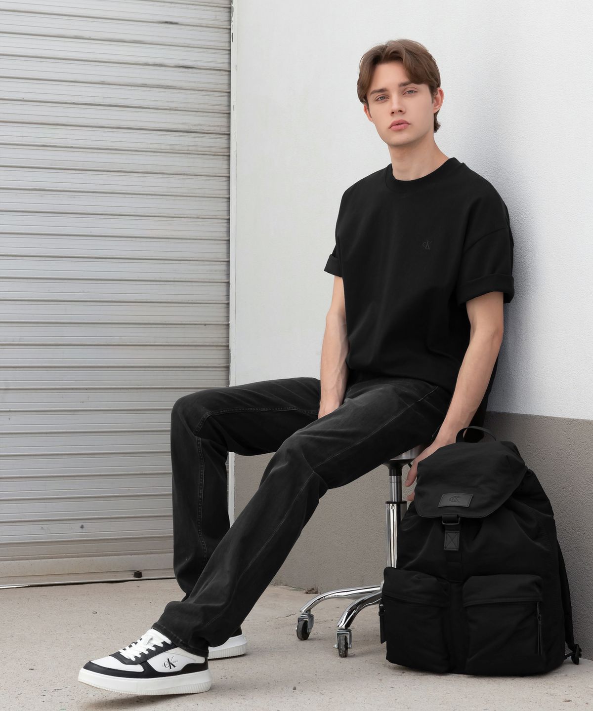 캘빈클라인 진(CALVIN KLEIN JEANS) 말모 메타 스니커즈 YM01327 0GM