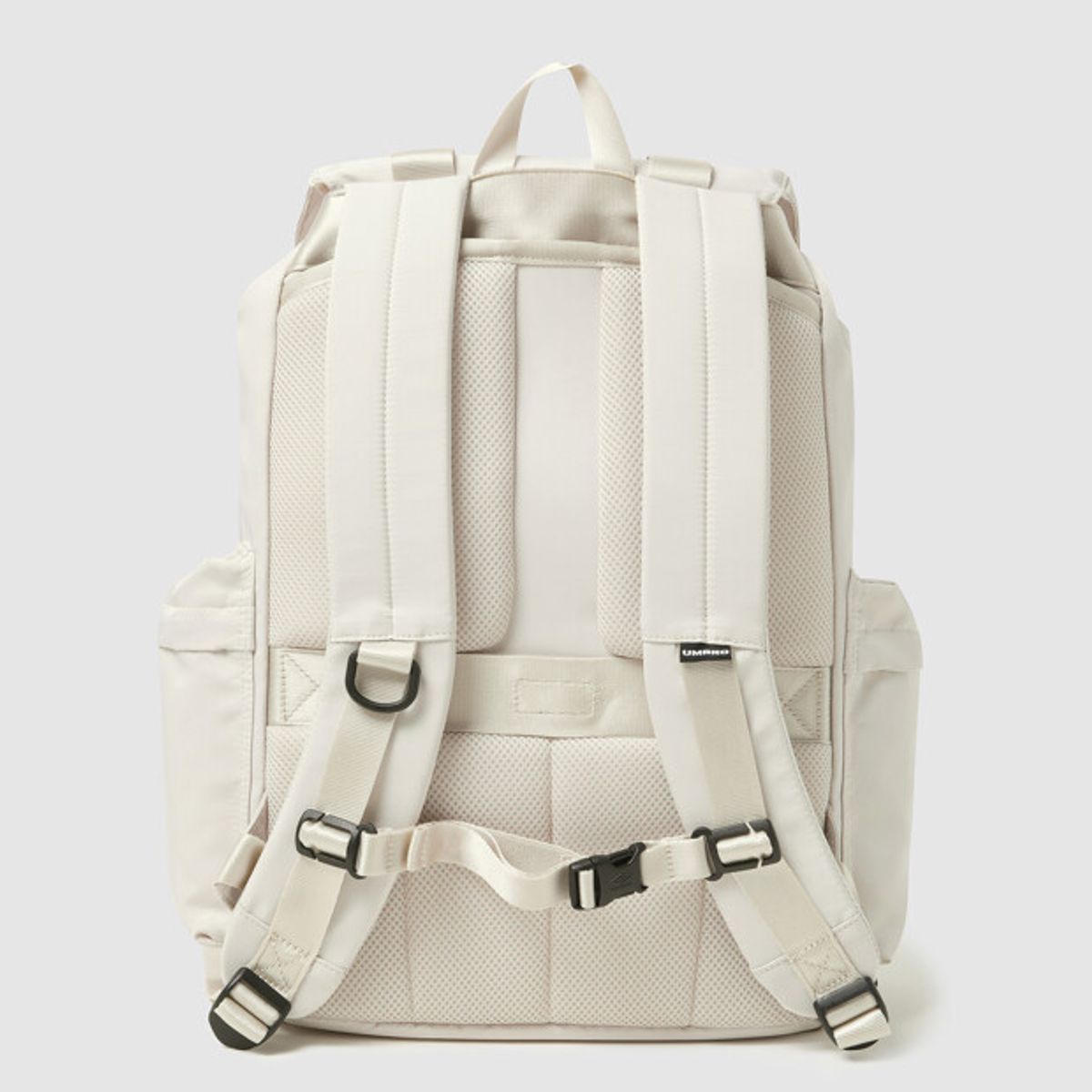 엄브로(UMBRO) 러스터 럭색 백팩 (20L) 베이지(UQ123CBP22)