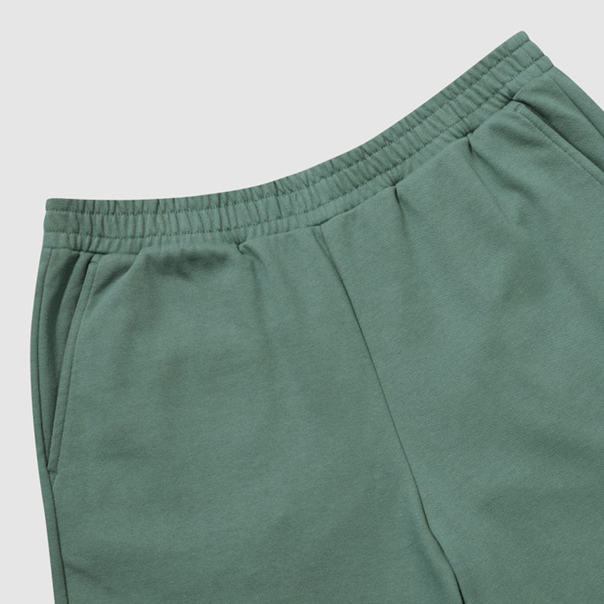 엄브로(UMBRO) 에센셜 스웨트 4.5부 반바지 그린(UQ123CHP19)