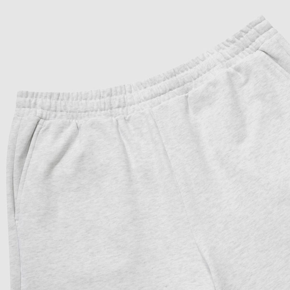 엄브로(UMBRO) 에센셜 스웨트 4.5부 반바지 화이트(UQ123CHP19)
