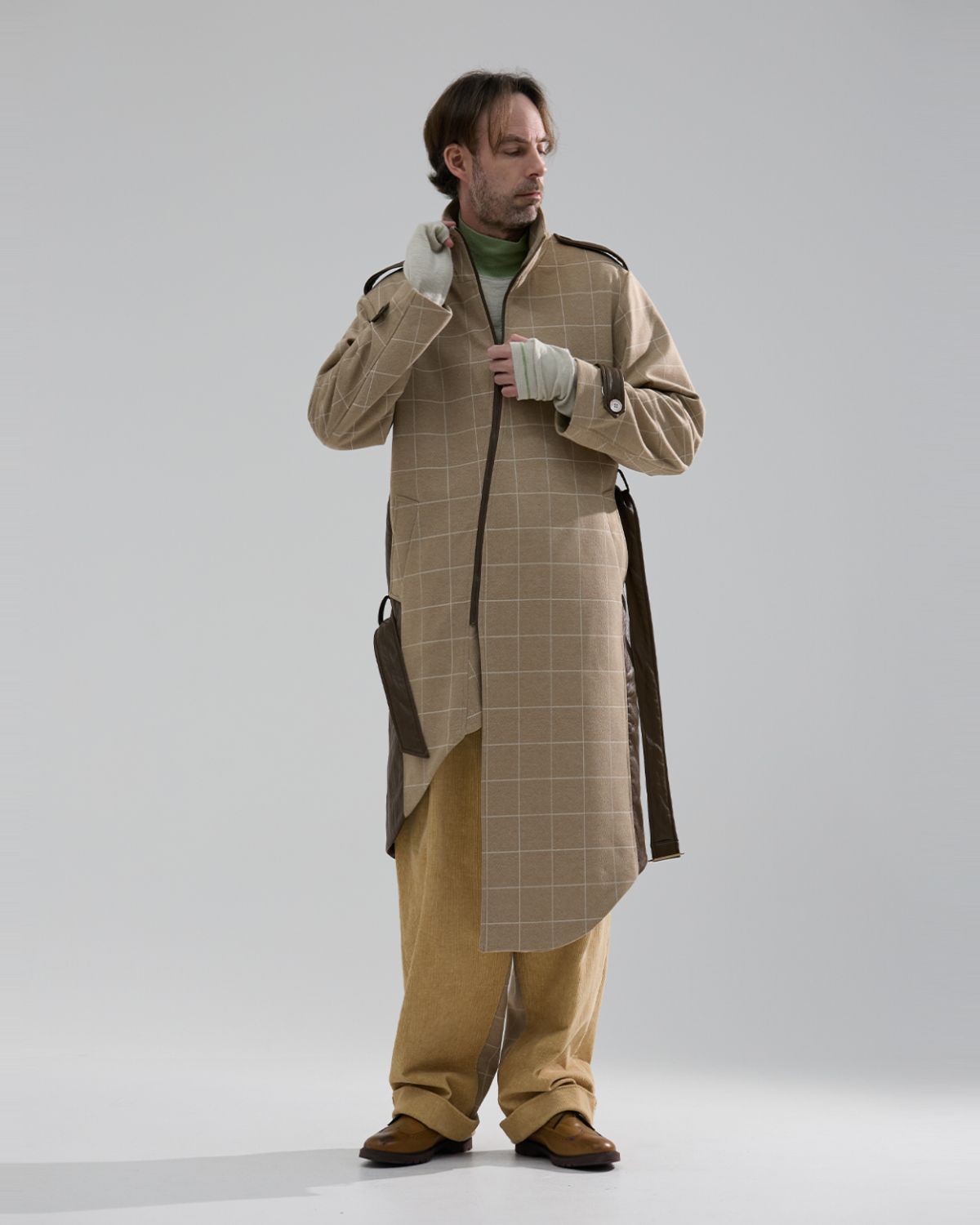 와이쏘씨리얼즈(WHYSOCEREALZ) jjuns Runway Coat (beige-checkered)