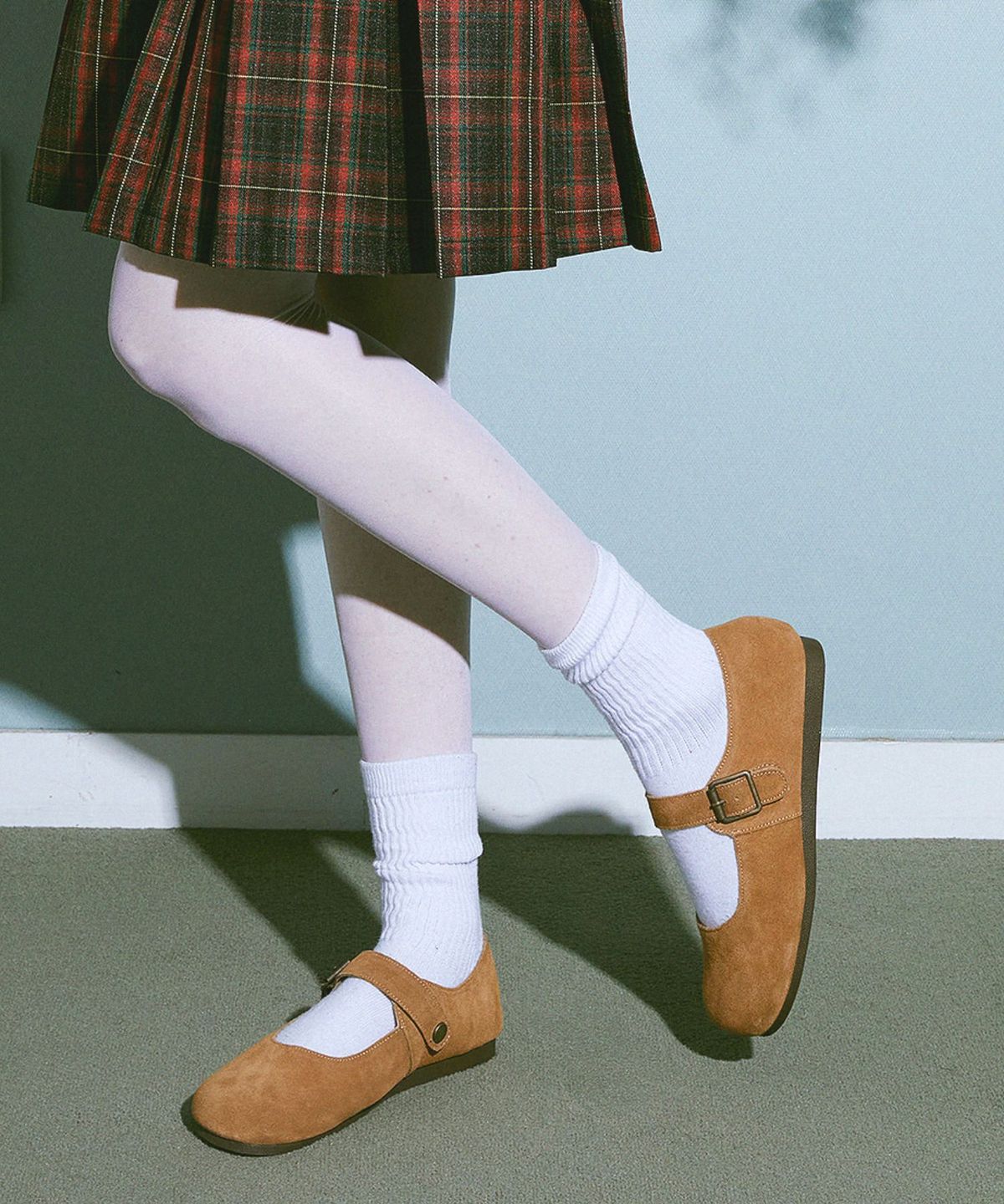 스퍼(SPUR) Bleubon 소가죽 스웨이드 메리제인 플랫슈즈 1.5cm -UA9076 (4color)