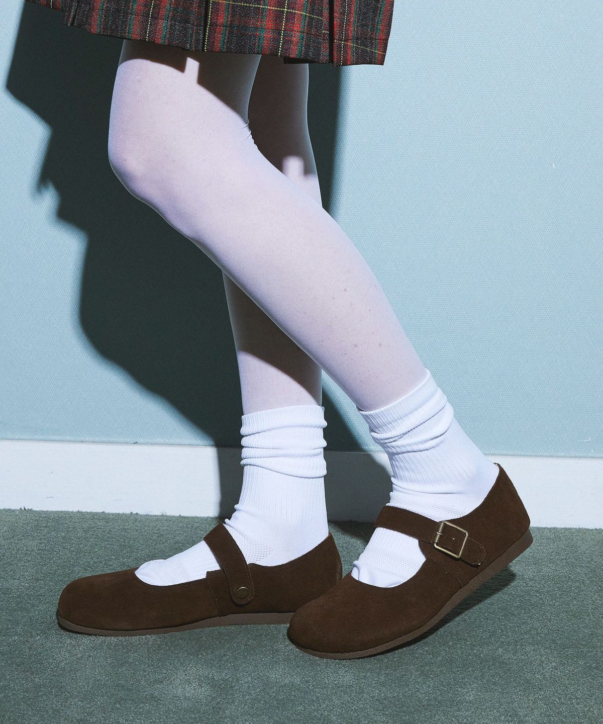 스퍼(SPUR) Bleubon 소가죽 스웨이드 메리제인 플랫슈즈 1.5cm -UA9076 (4color)