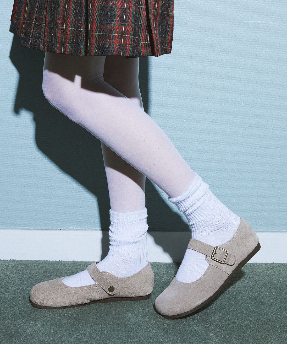 스퍼(SPUR) Bleubon 소가죽 스웨이드 메리제인 플랫슈즈 1.5cm -UA9076 (4color)