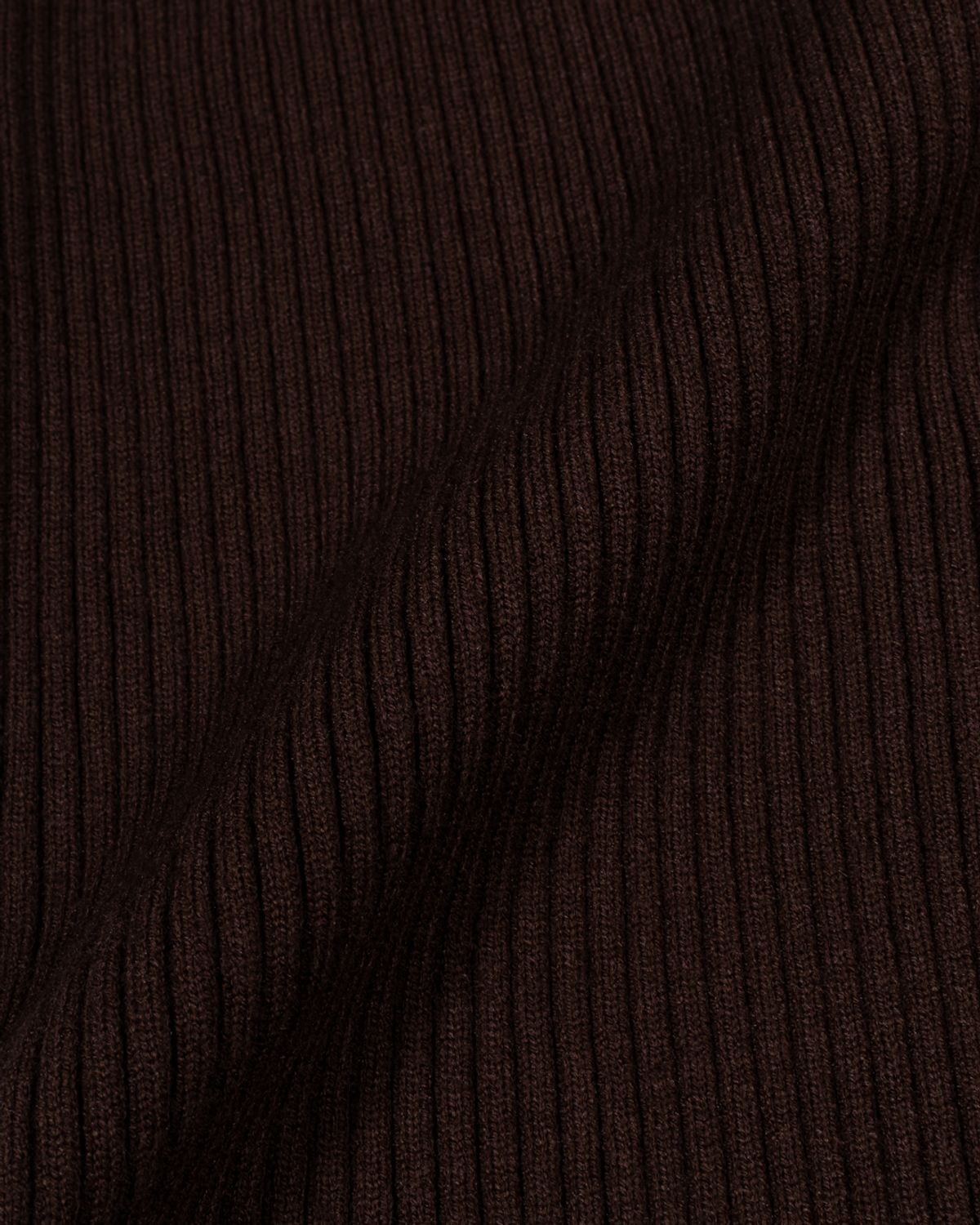 모아(MOAA) Ribbed Mock Neck Zip-Up (BROWN)