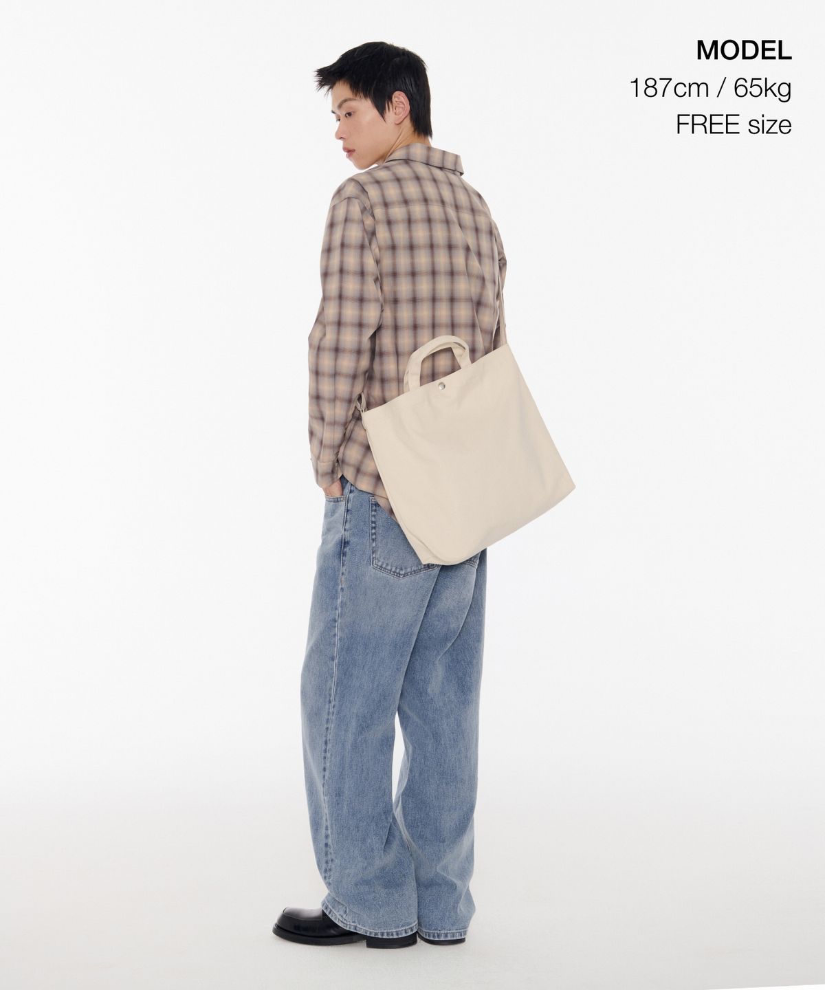 무신사 스탠다드(MUSINSA STANDARD) 캔버스 투웨이 토트 백 [아이보리]
