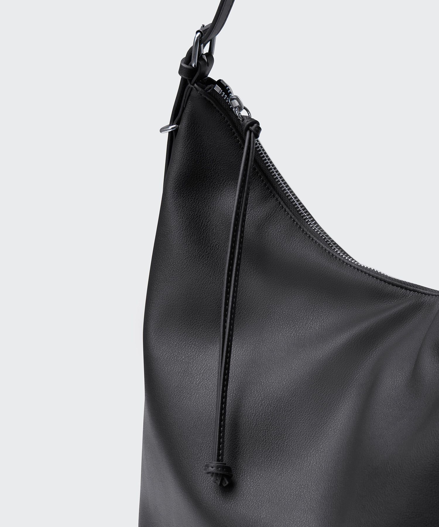 MUSINSA STANDARD WOMAN ■ Women's Slouch Shoulder Bag MUSINSA | MUSINSA STANDARD WOMAN Women's Slouch Shoulder Bag