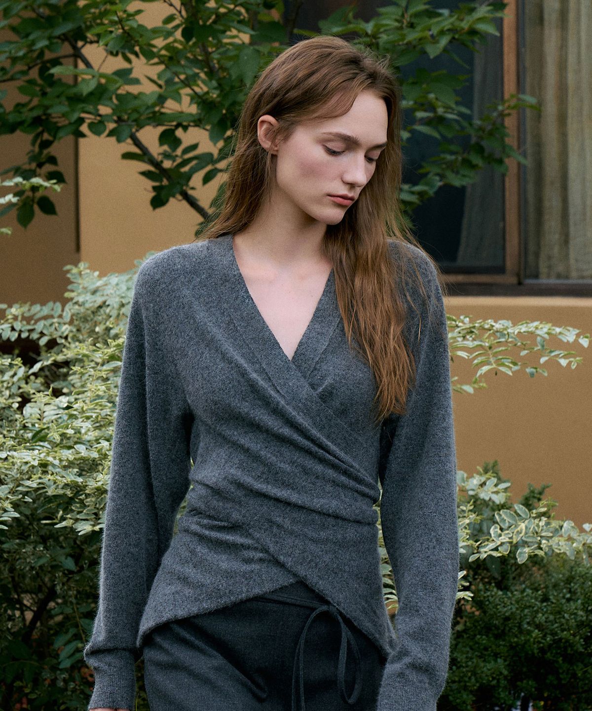 라메레이(LAMEREI) Fox Wrap Cardigan[LMBDAUKN261]-Charcoal