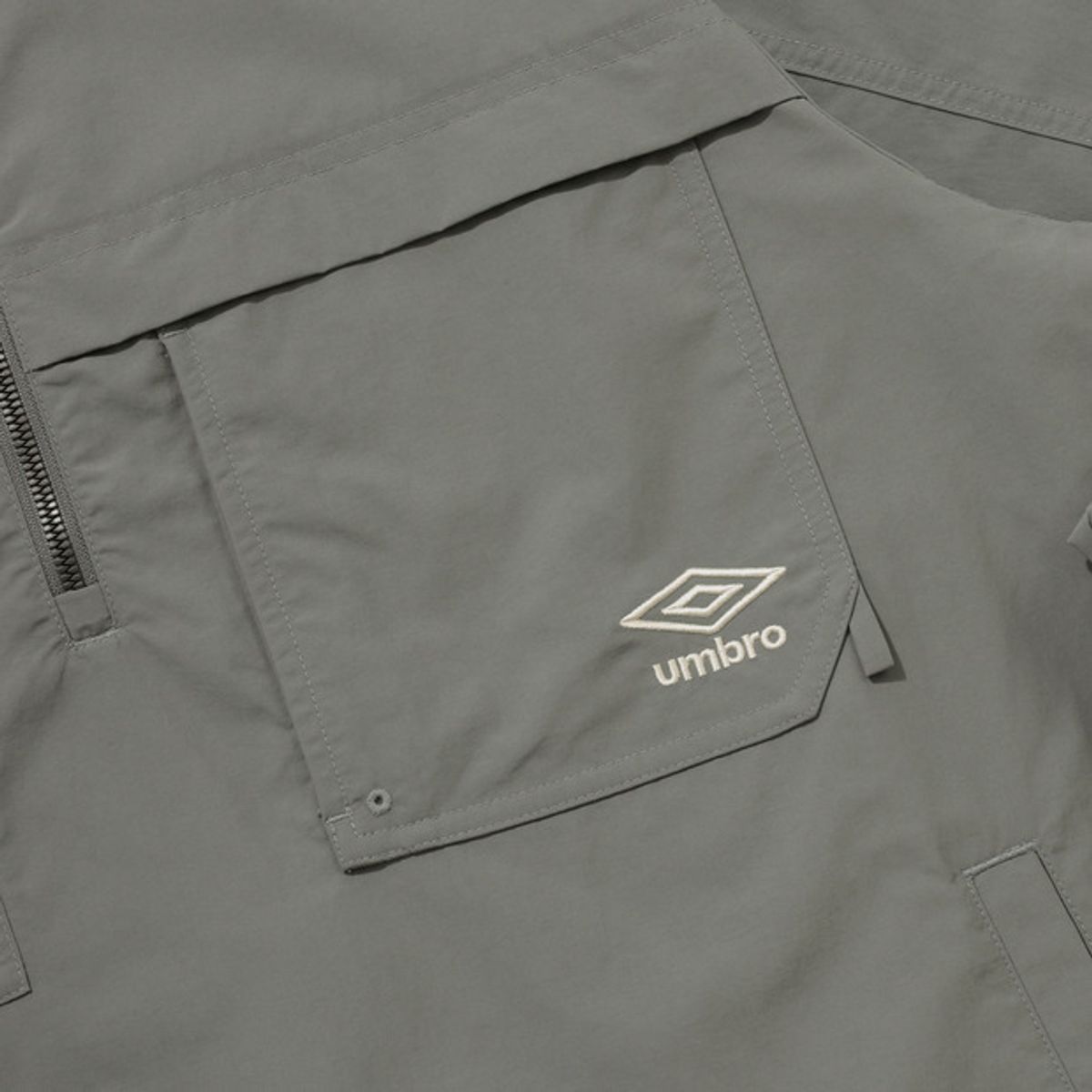 엄브로(UMBRO) 웨이파인더 코듀라 포켓 카라 아노락 카키(UQ121CWT11)