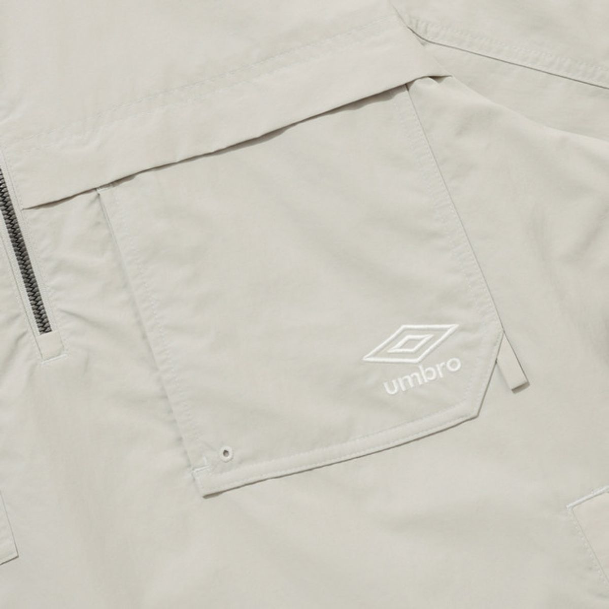 엄브로(UMBRO) 웨이파인더 코듀라 포켓 카라 아노락 베이지(UQ121CWT11)